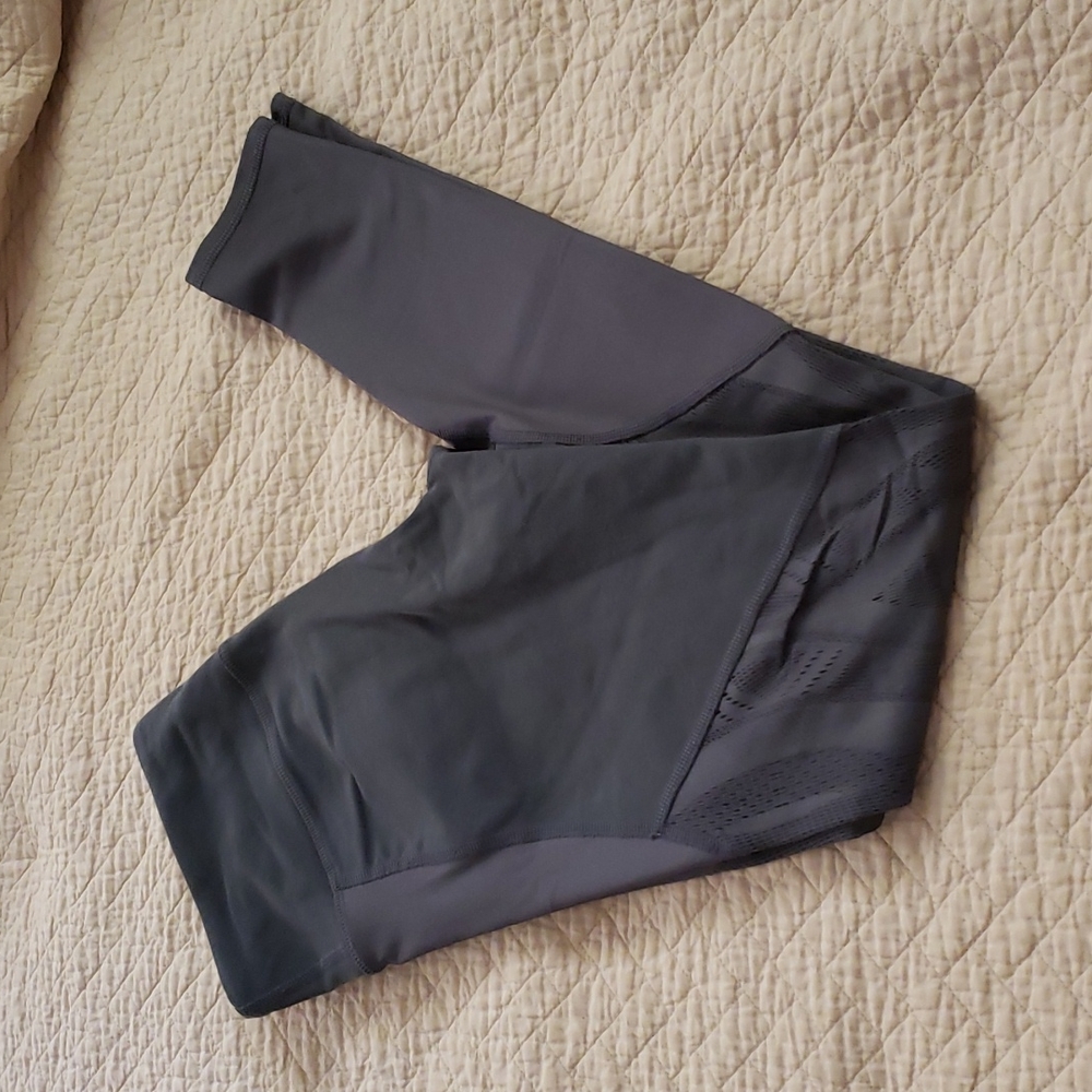 Alo leggings gray